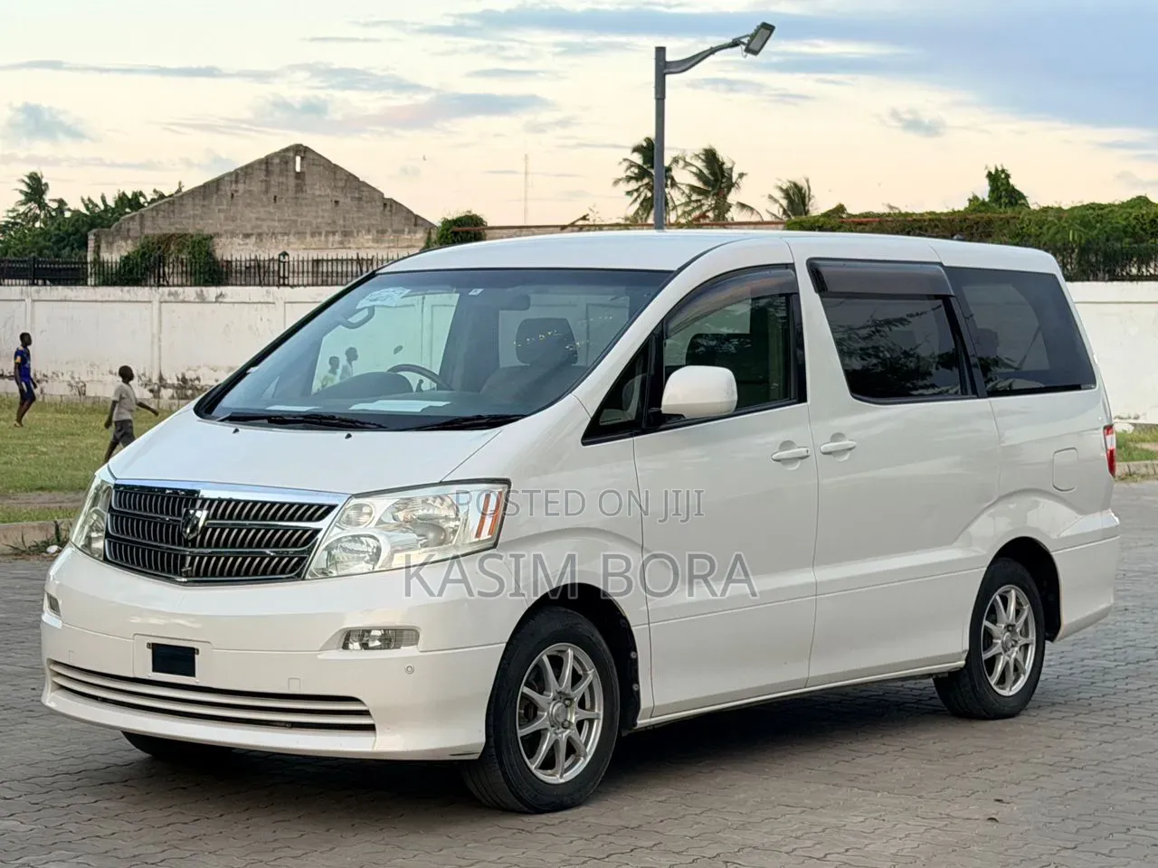 Toyota Alphard 2006 White