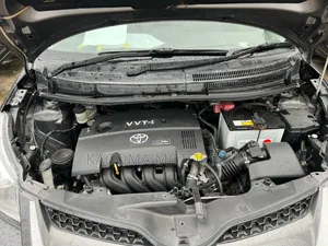Toyota IST 2008 Gray