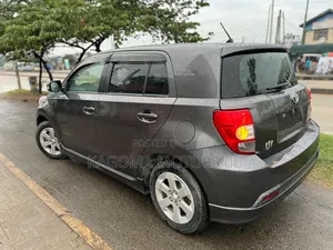 Toyota IST 2008 Gray
