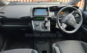 Toyota Wish 2009 White