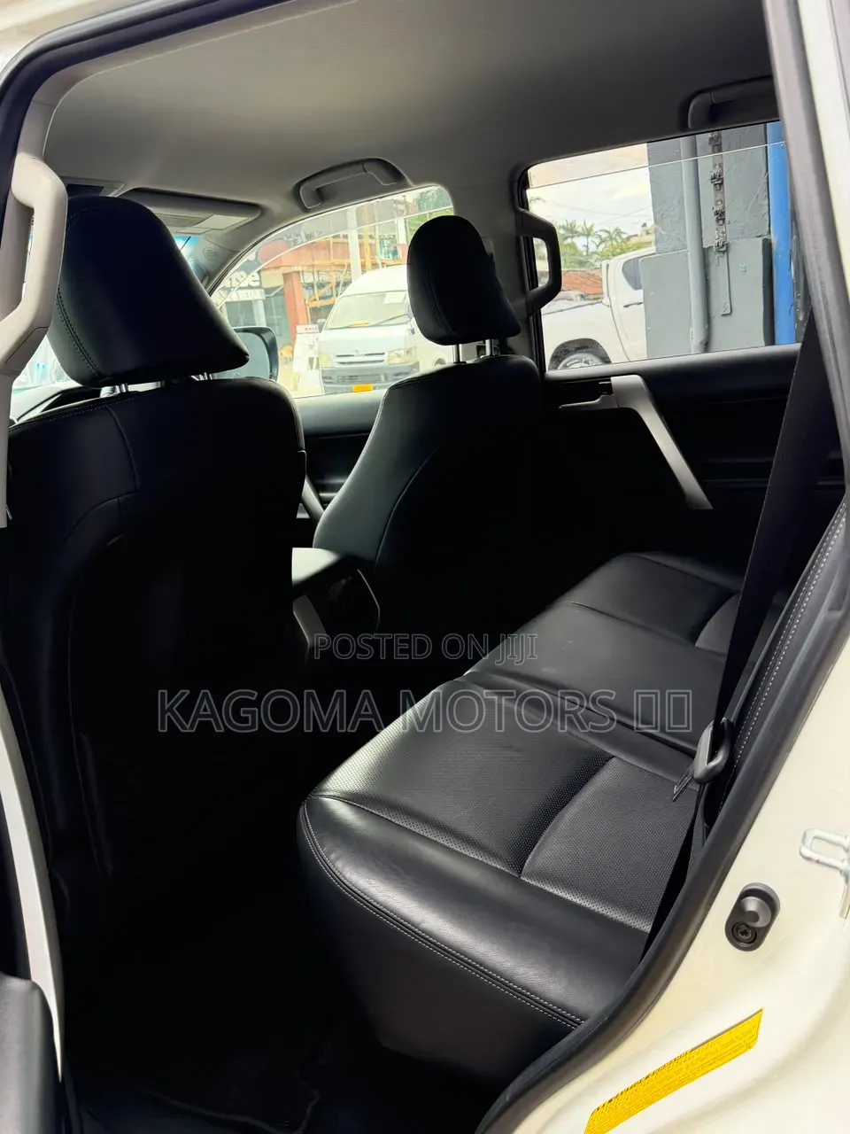 Toyota Land Cruiser Prado 2018 White
