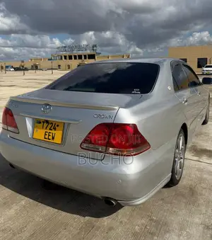 Toyota Crown Royale 2005 Silver