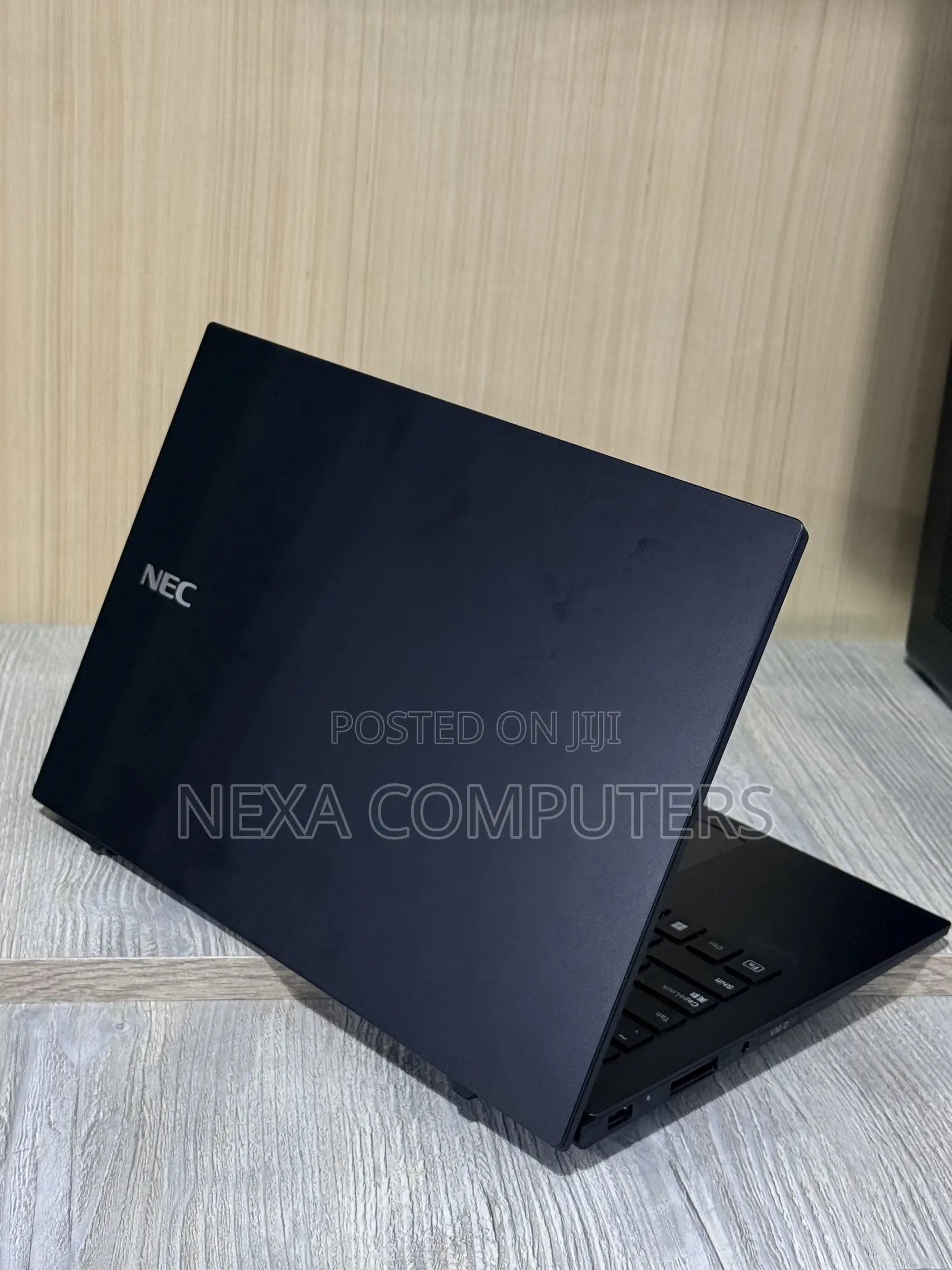 New Laptop NEC N22G 8GB Intel Core i5 SSD 256GB