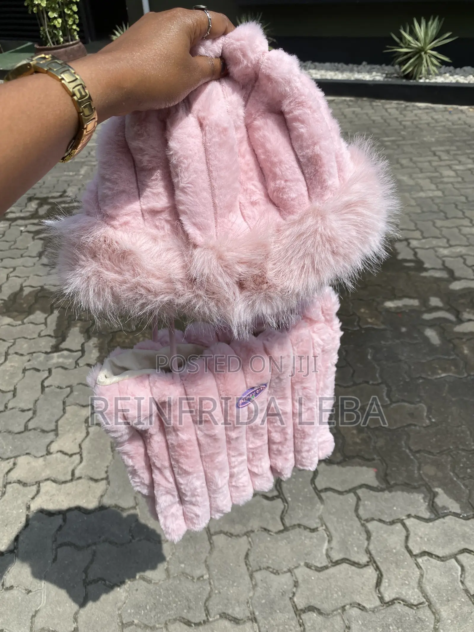 Minmin Handbags and Fluffy Handbags