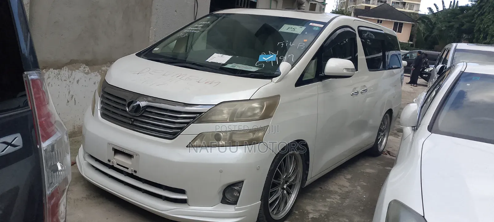 Toyota Alphard 2009 White