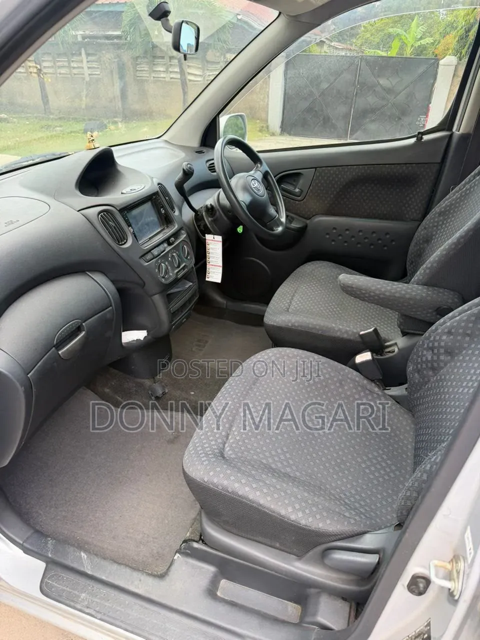 Toyota Fun Cargo 2006 Silver