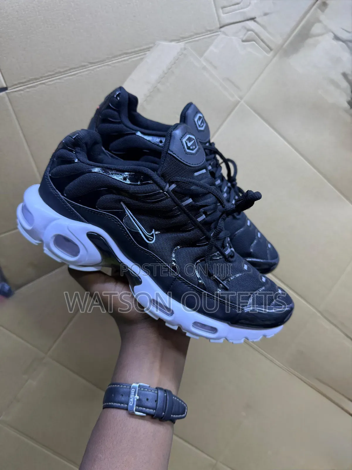 Men's Leather Shoes or Sneakers Air Max Tn Classic Brand