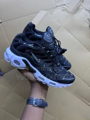 Men's Leather Shoes or Sneakers Air Max Tn Classic Brand
