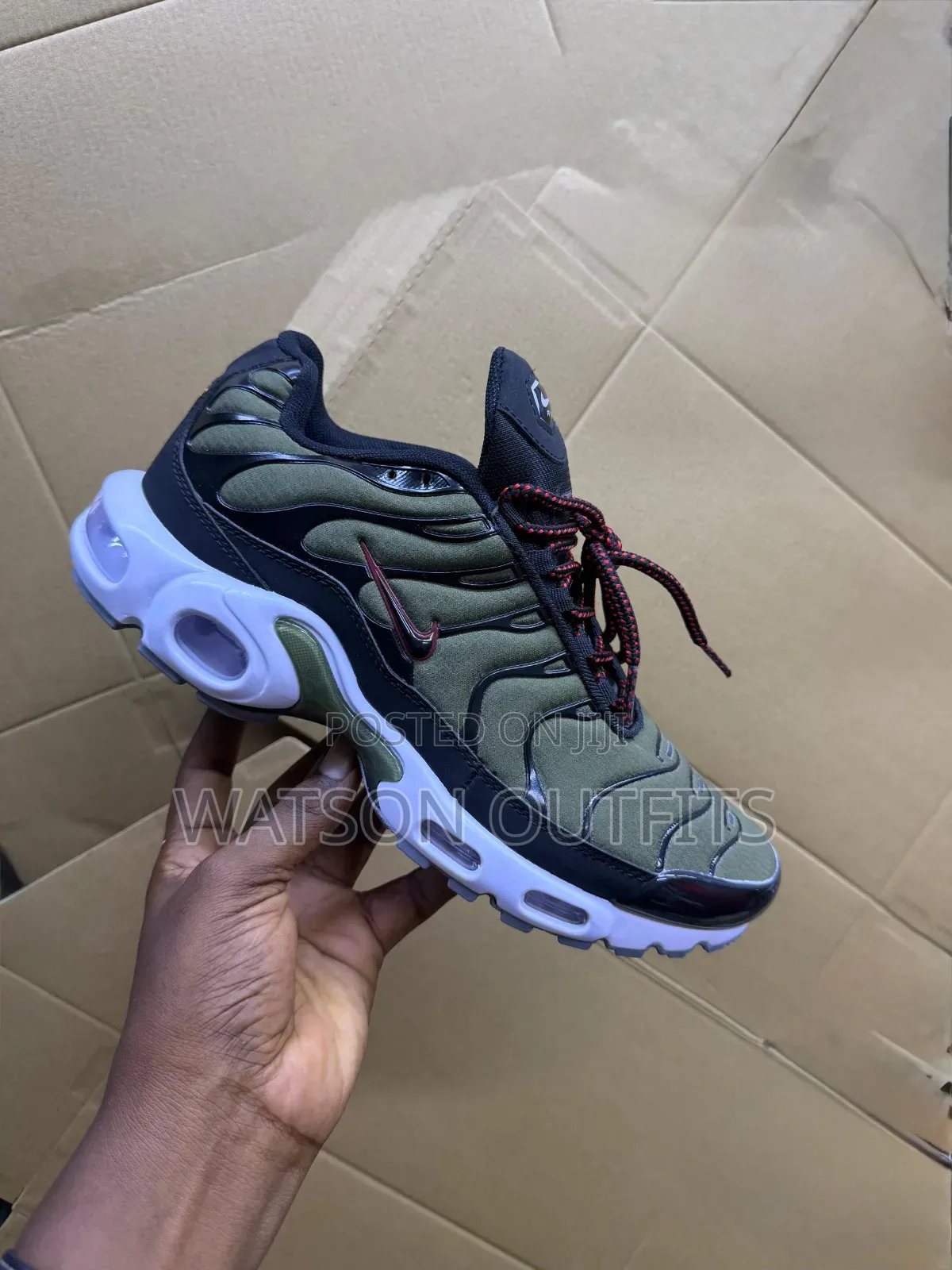 Men's Leather Shoes or Sneakers Air Max Tn Classic Brand