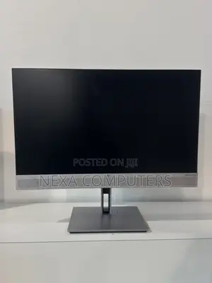 Desktop Computer HP 8GB AMD Ryzen 5 SSD 256GB