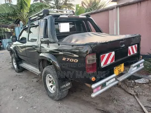 Toyota Hilux 2008 Black