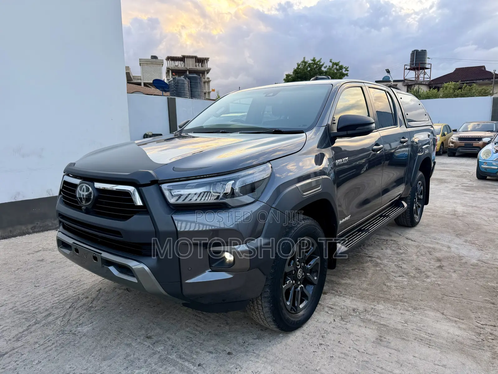 Toyota Hilux Revo Double Cab Deisel 2.8 AWD 2022 Gray