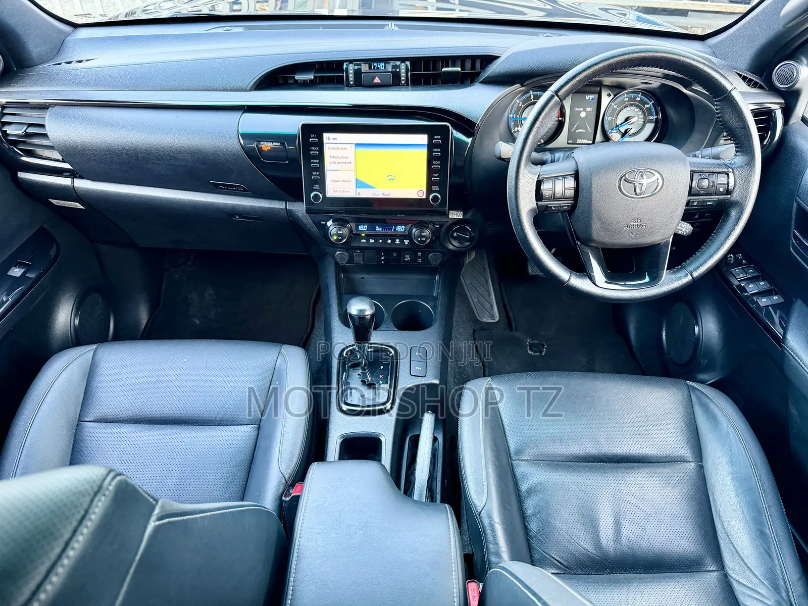 Toyota Hilux Revo Double Cab Deisel 2.8 AWD 2022 Gray