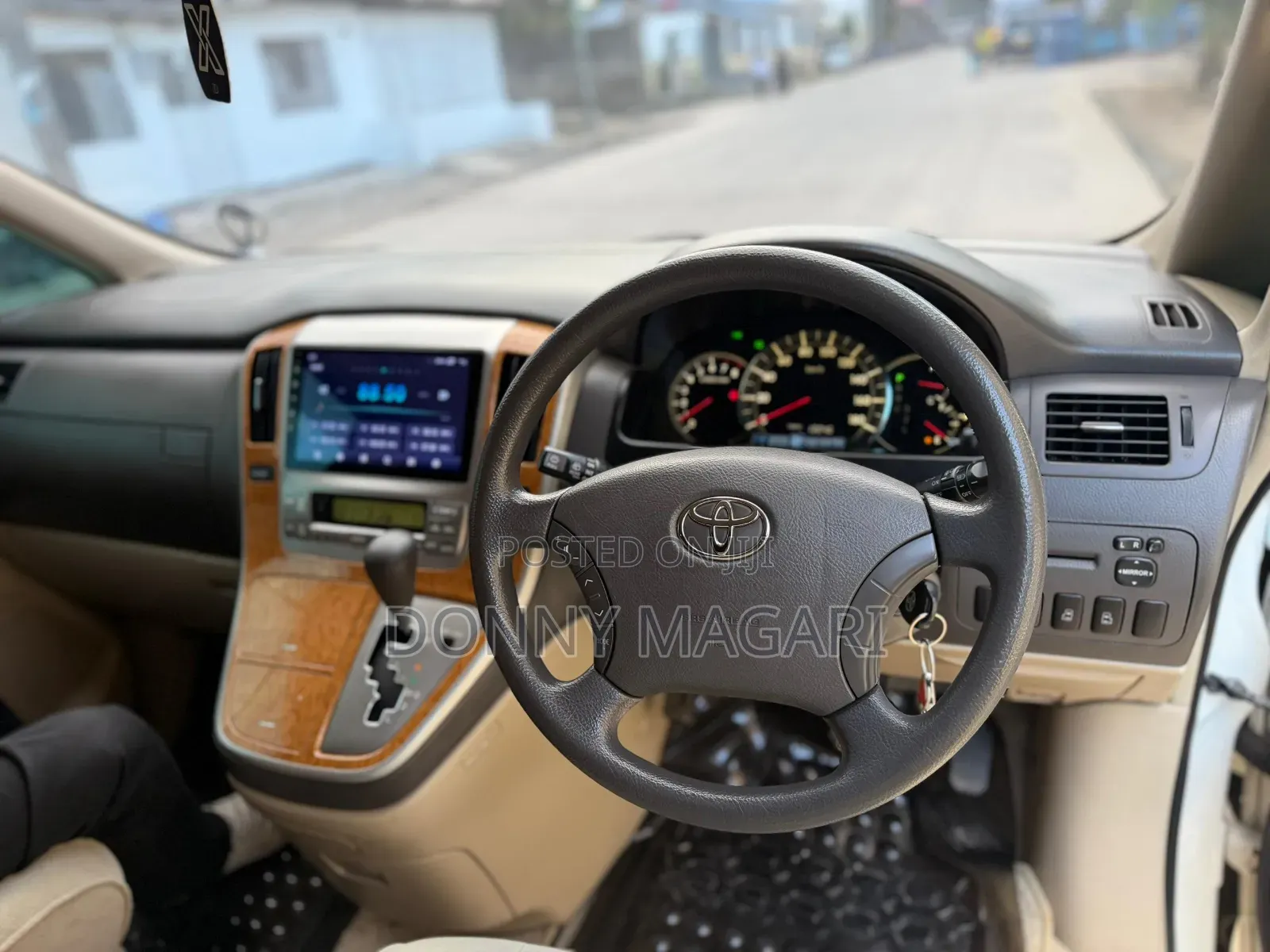 Toyota Alphard 2007 White