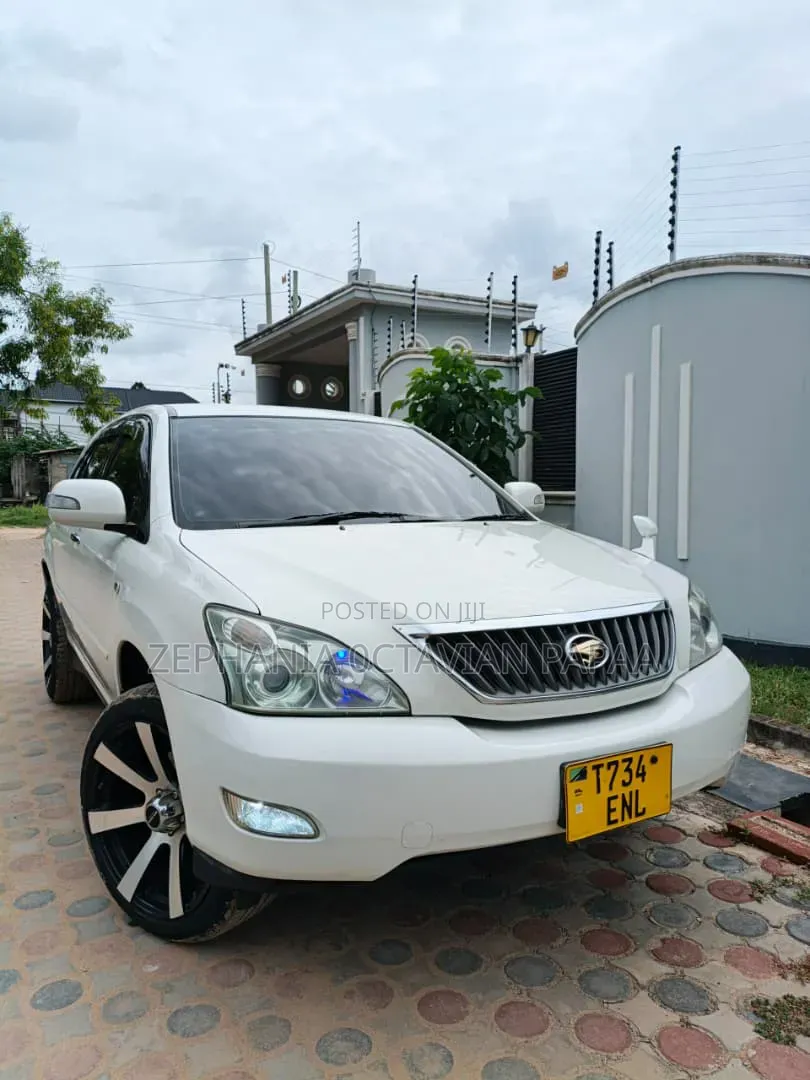 Toyota Harrier 2010 White