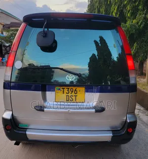 Toyota Noah 2.0 AWD (8 Seater) 2001 Blue