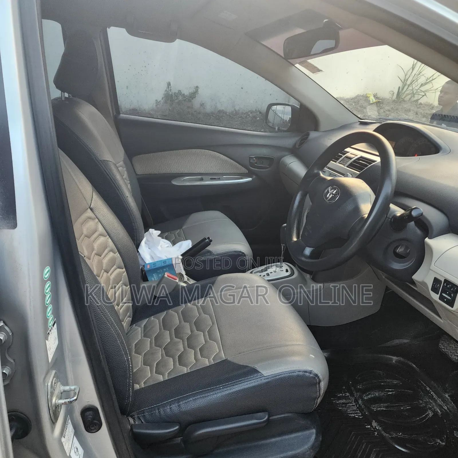 Toyota Belta 2006 Silver