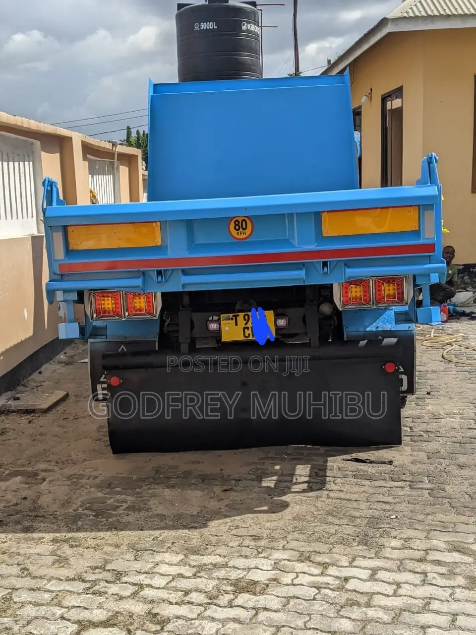 Mitsubishi Fuso Tippa 2000 Blue
