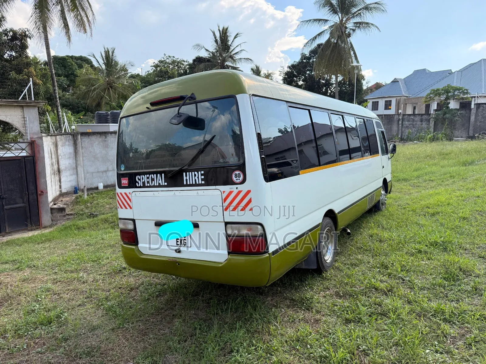 Toyota Coaster 2005 Silver