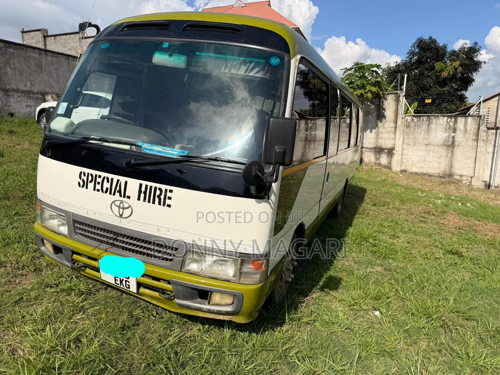 Toyota Coaster 2005 Silver