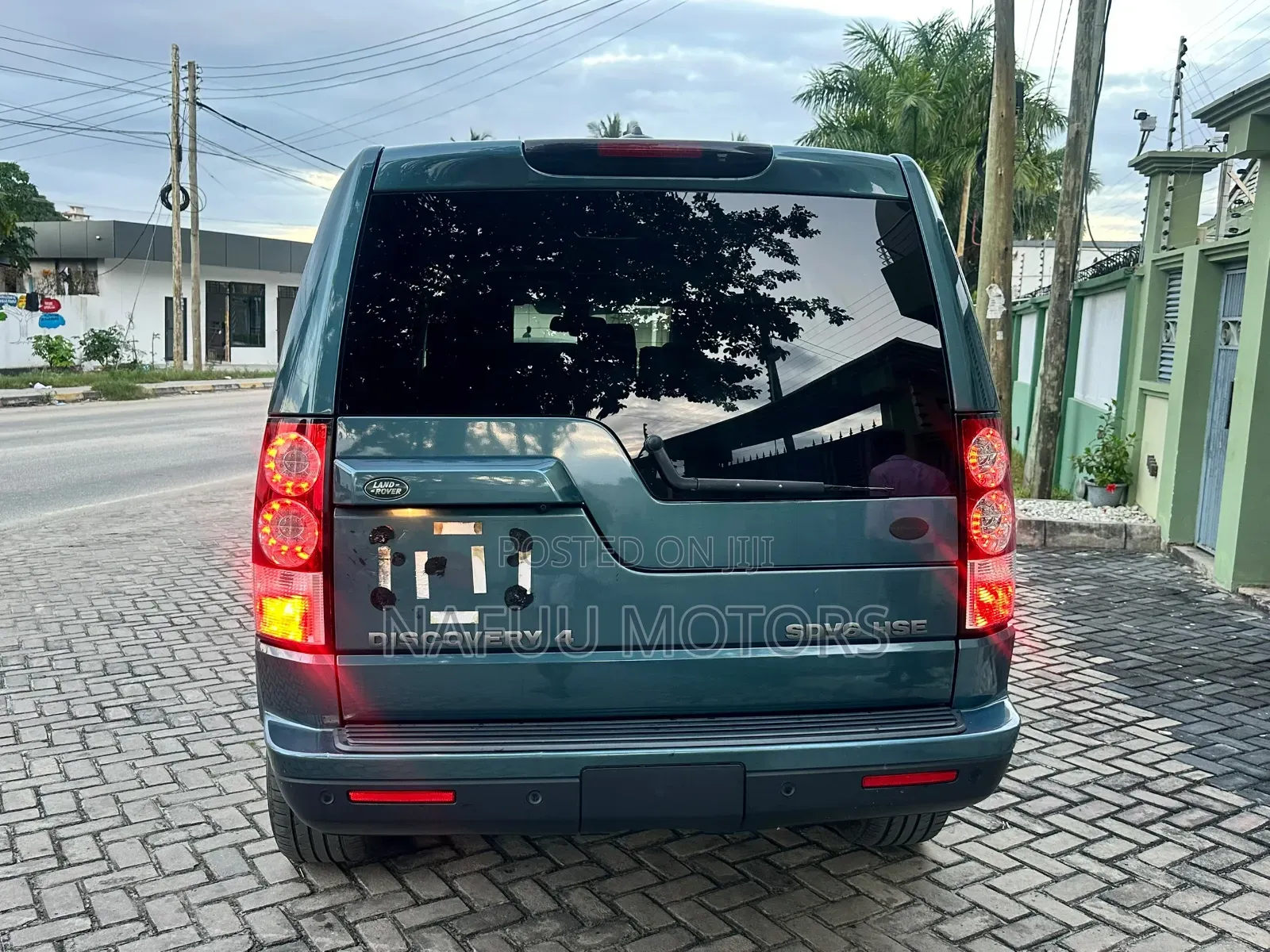Land Rover Discovery 2012 Gray