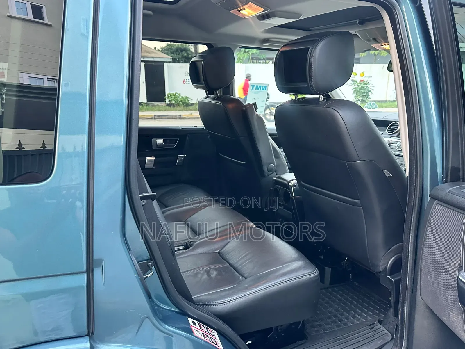 Land Rover Discovery 2012 Gray