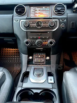 Land Rover Discovery 2012 Gray