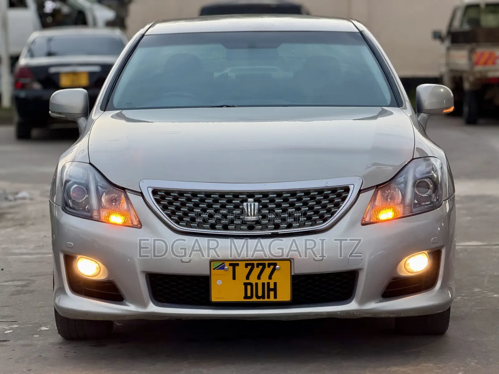 Toyota Crown 2009 Silver
