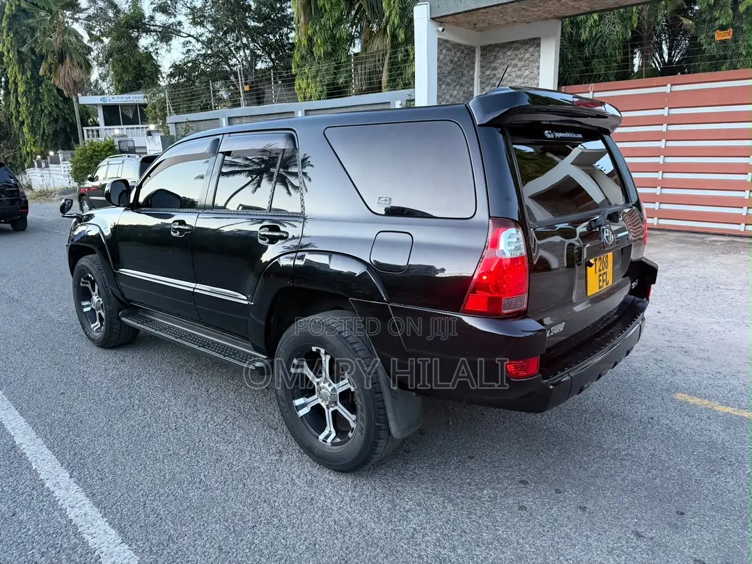 Toyota Hilux Surf 2006 Black