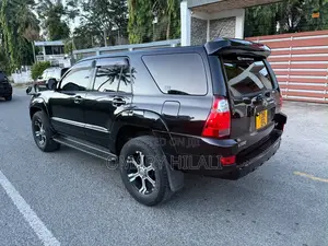 Toyota Hilux Surf 2006 Black