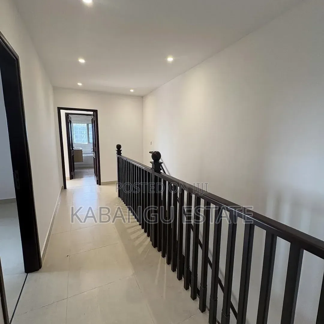 3bdrm Duplex in Morocco, Mikocheni for rent