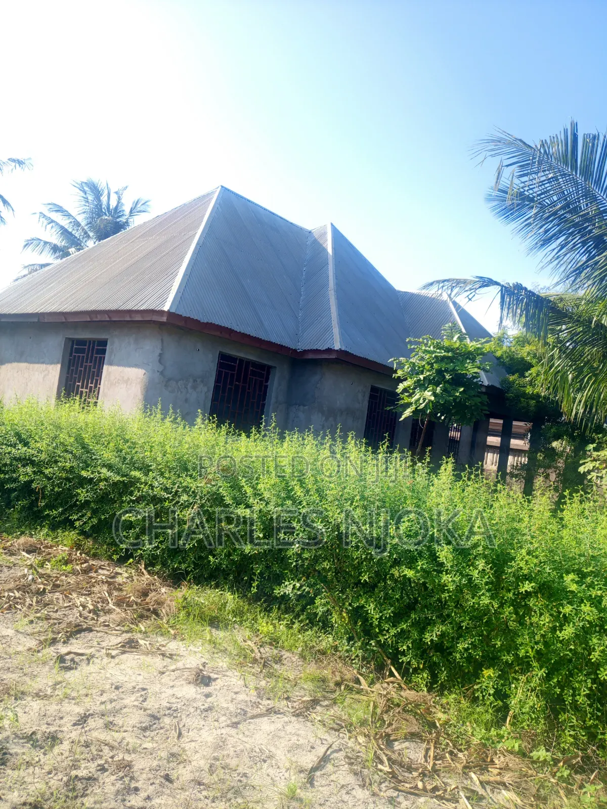 5bdrm House in Moshi Bar, Ilala for sale