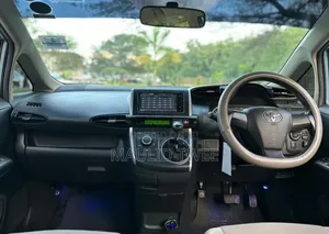 Toyota Wish 2009
