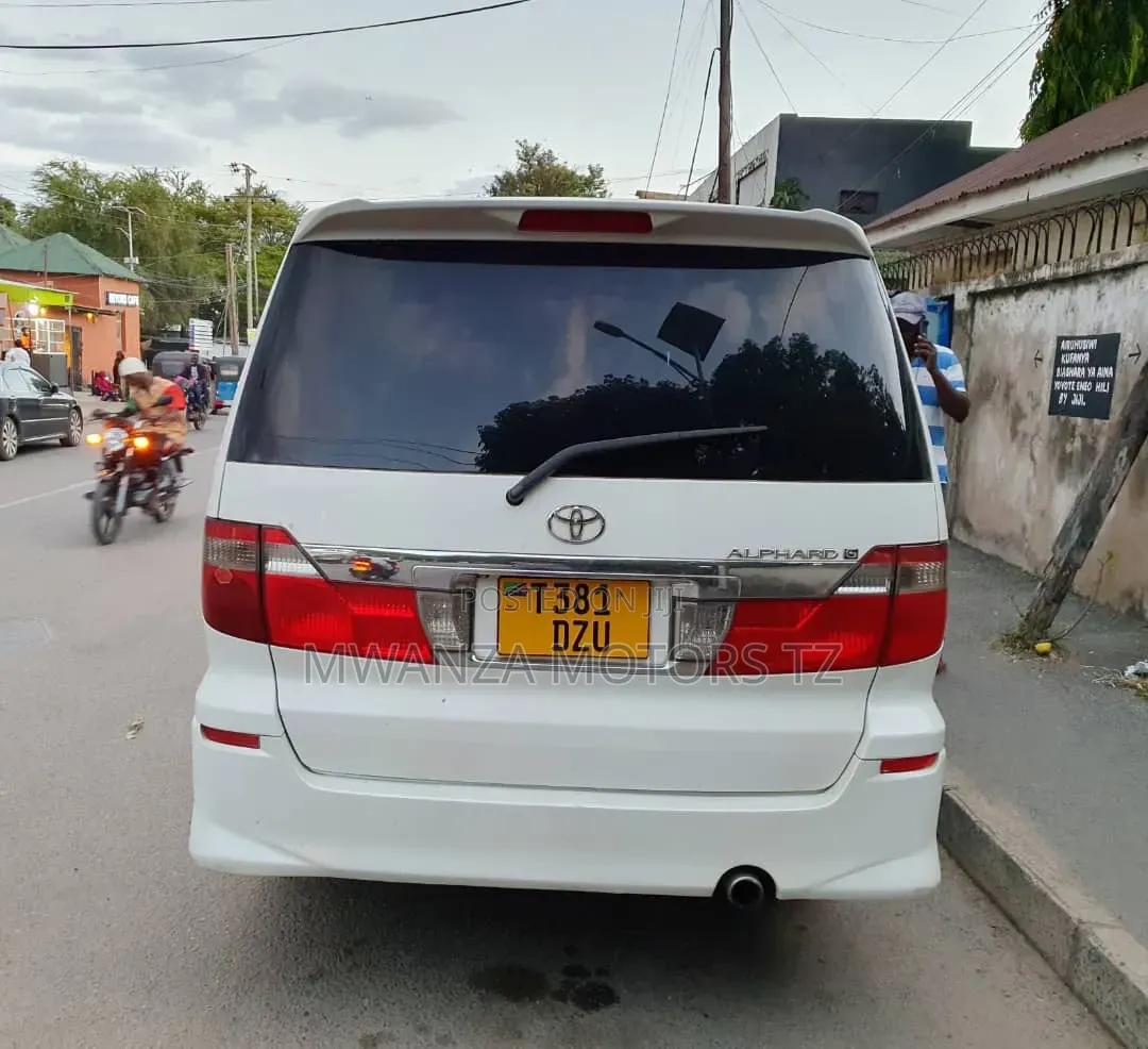 Toyota Alphard 2006 White