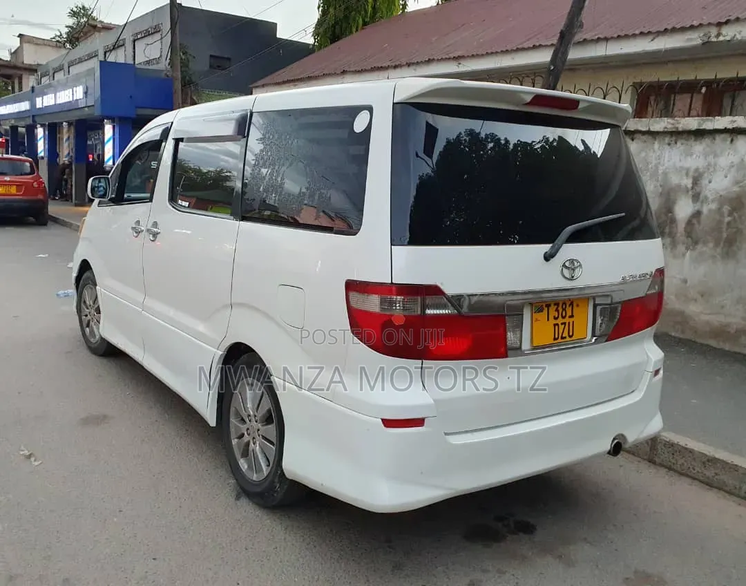 Toyota Alphard 2006 White