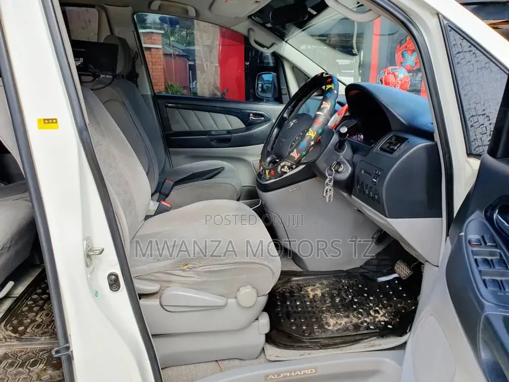 Toyota Alphard 2006 White