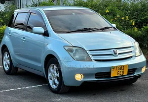 Toyota IST 2004 Blue