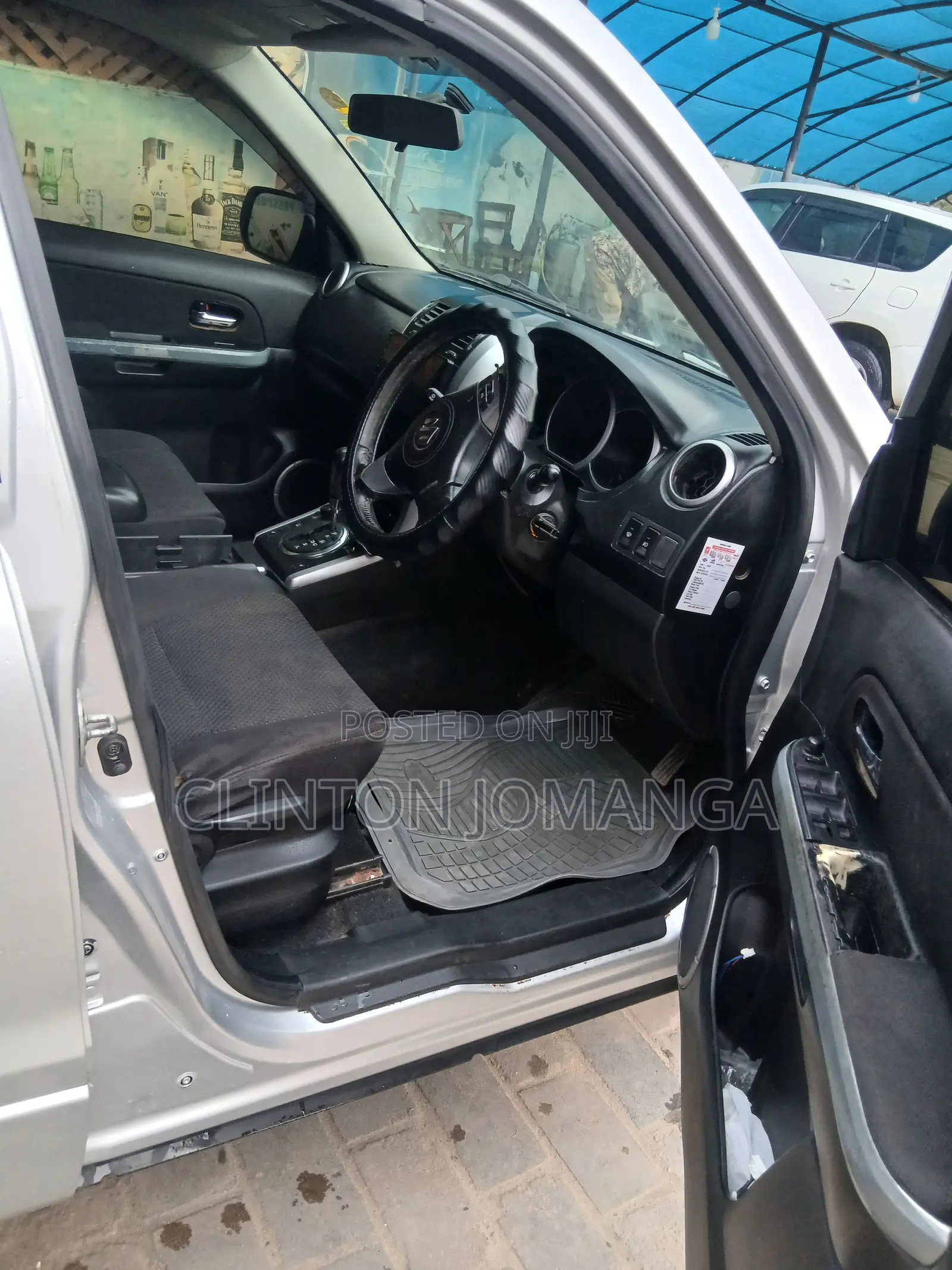 Suzuki Escudo 2012 Silver