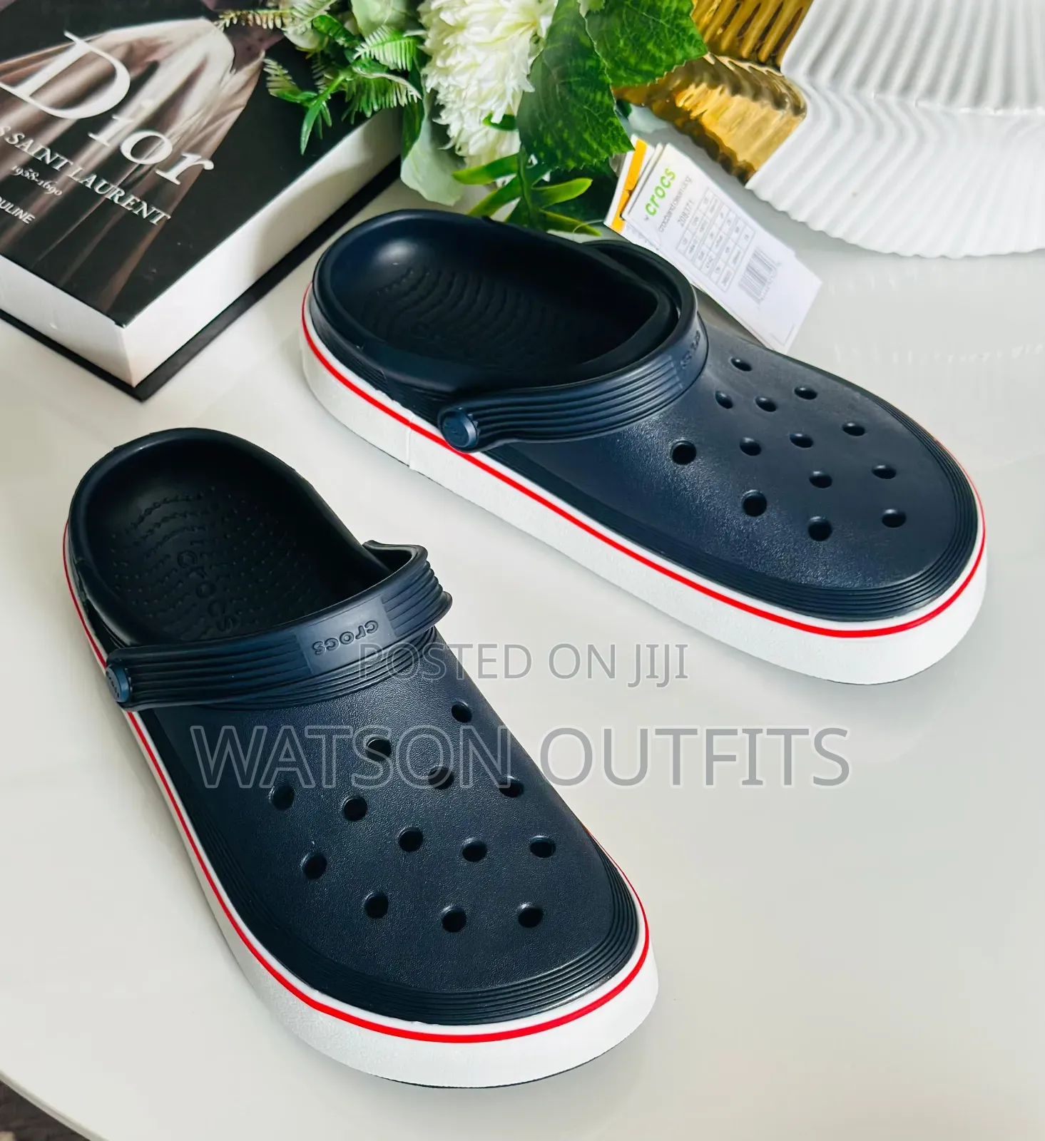 Crocs Sandals Brand New Materials Quality
