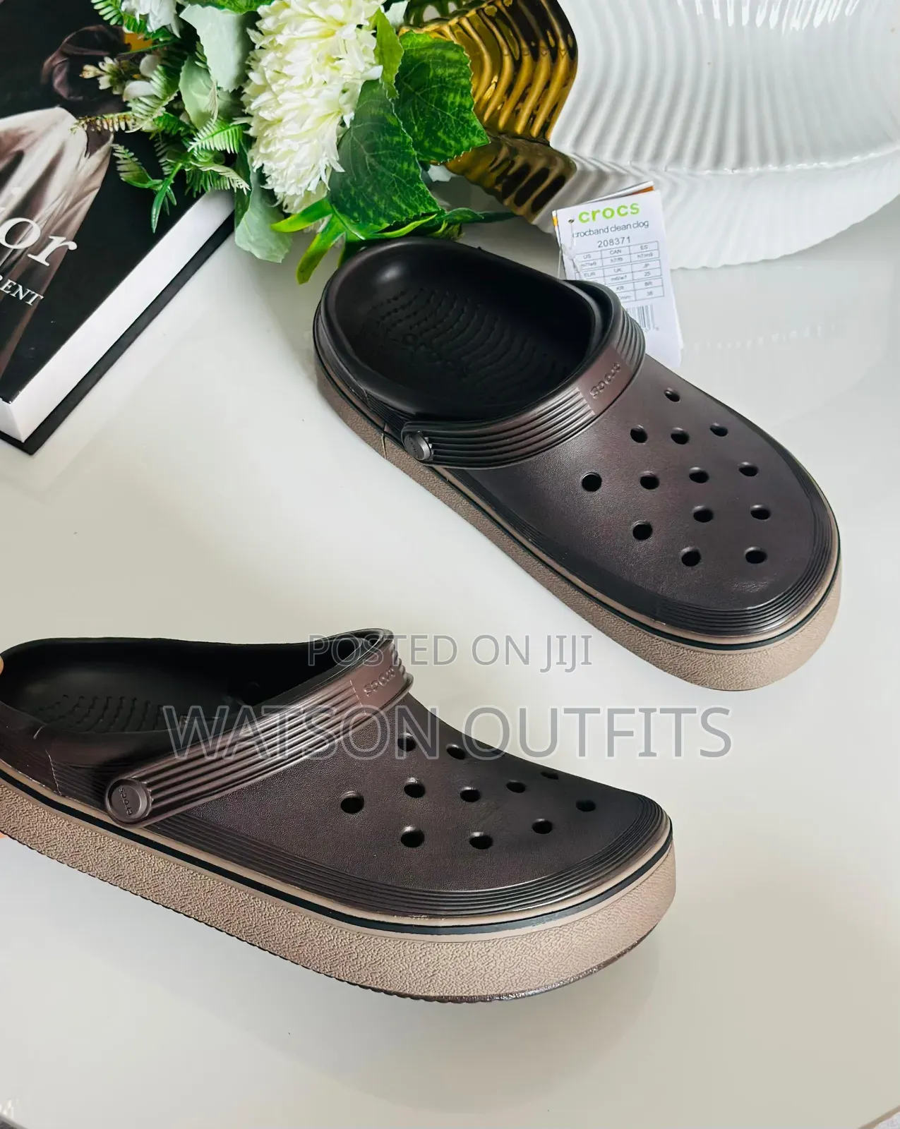 Crocs Sandals Brand New Materials Quality