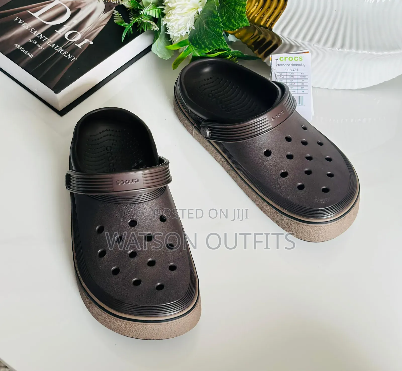 Crocs Sandals Brand New Materials Quality