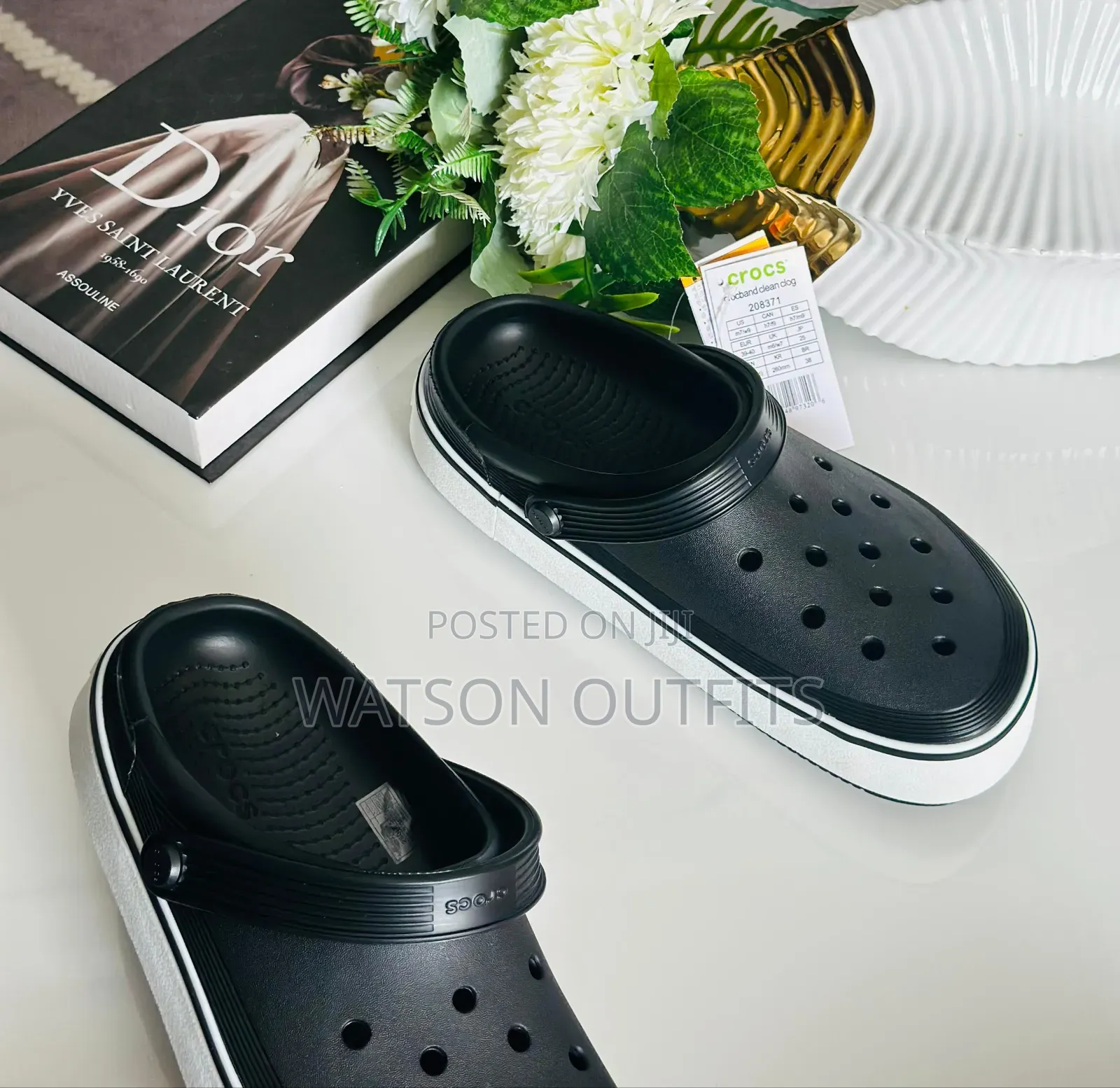 Crocs Sandals Brand New Materials Quality