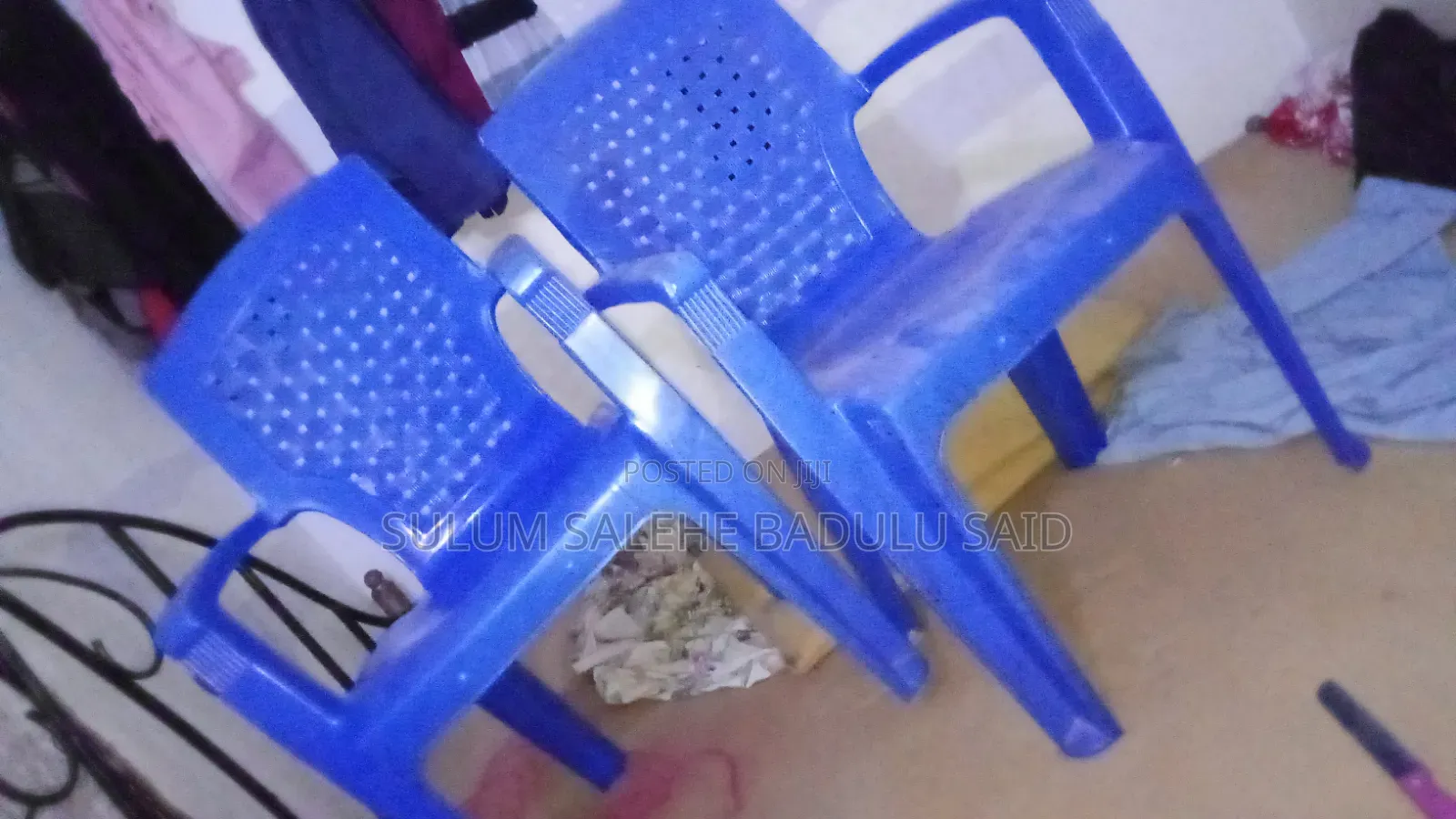 Nauza Viti 2 Vya Plastic
