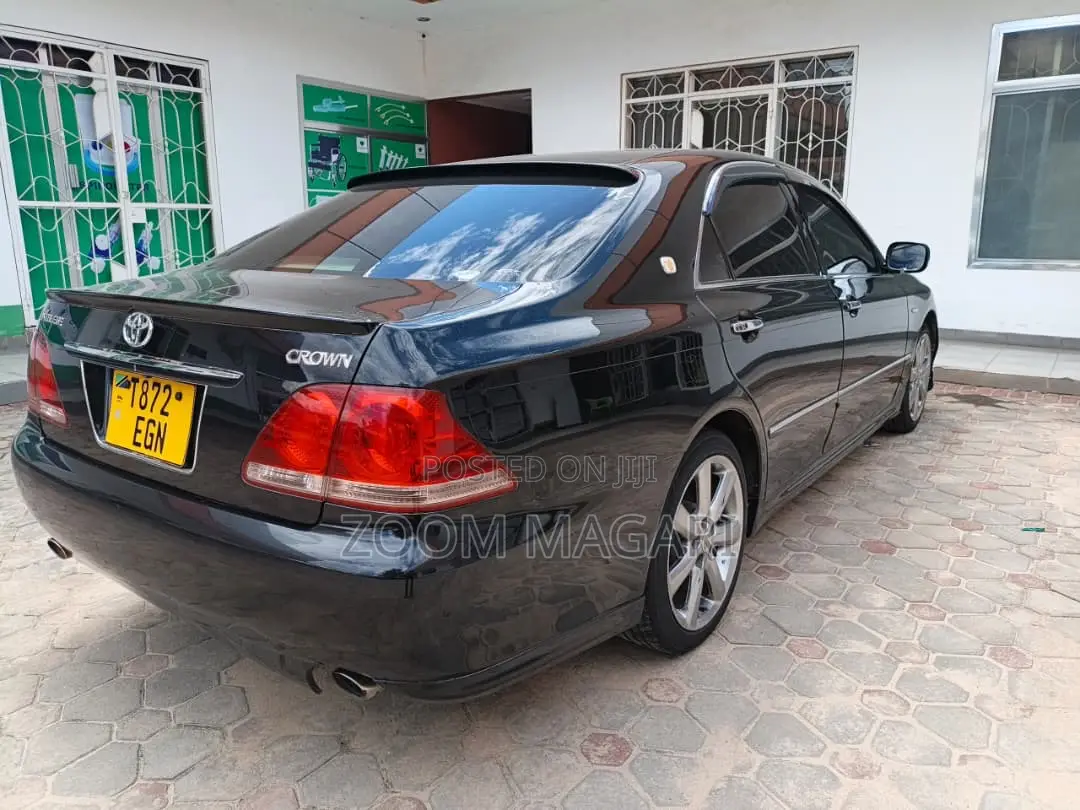 Toyota Crown 2007 Black