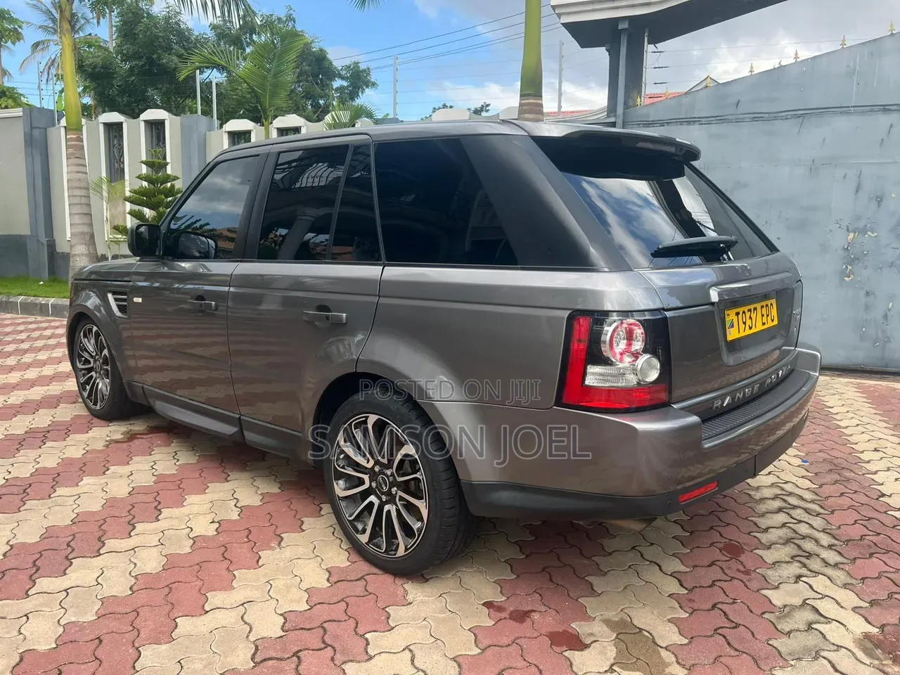 Land Rover Range Rover Sport 2010 Gray
