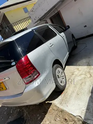 Toyota Wish 2005 Silver