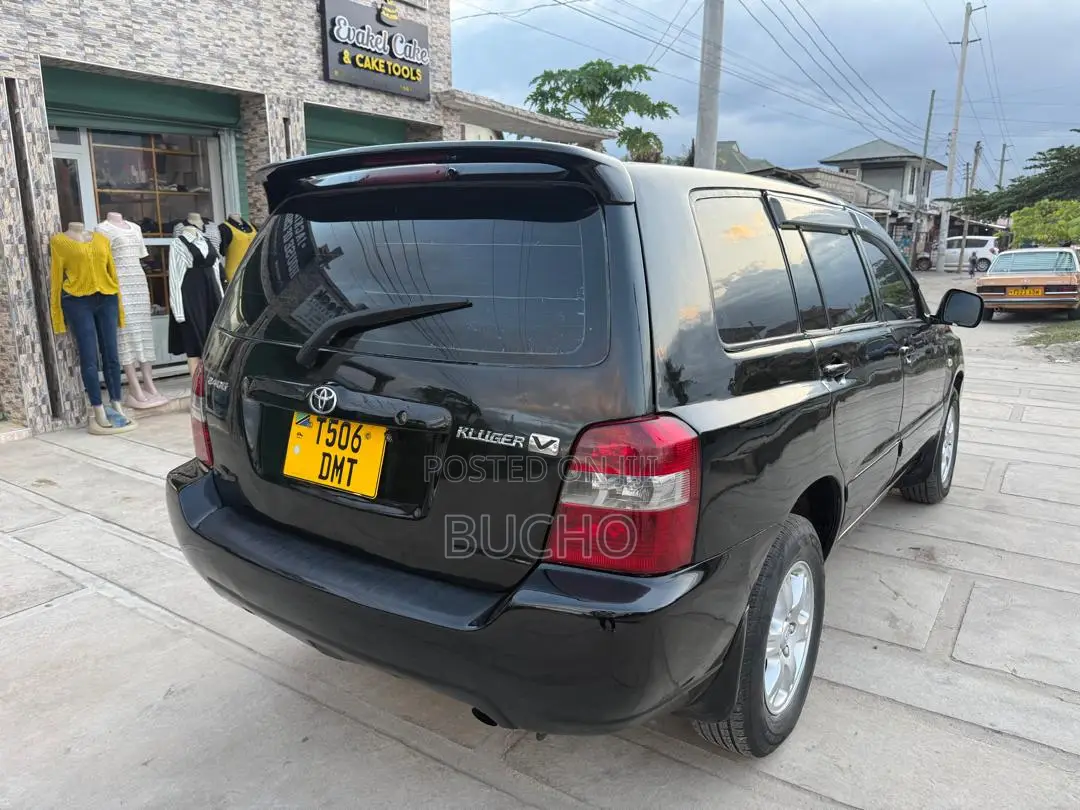 Toyota Kluger 2005 Black