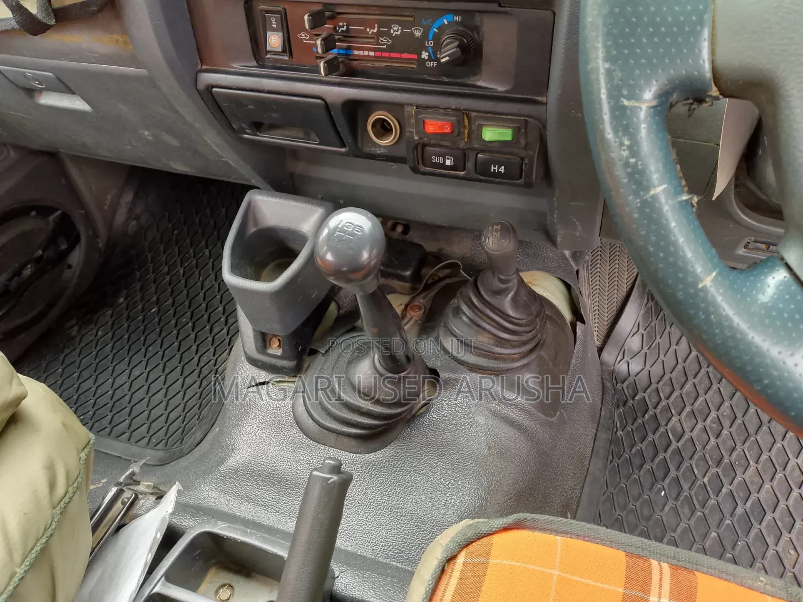 Toyota Land Cruiser 90 1997 Beige