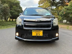 Toyota Noah 2009 Black