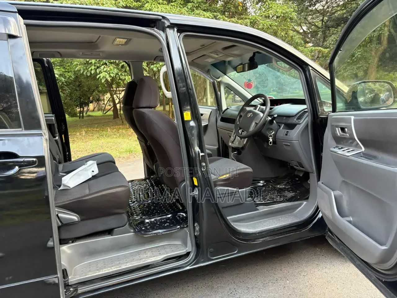 Toyota Noah 2009 Black
